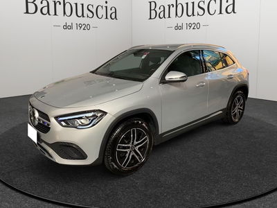 Mercedes-Benz GLA SUV 180 d Automatic Sport Plus del 2021 usata a Pescara