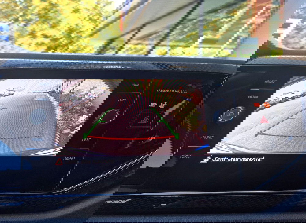 Volkswagen Taigo usata a Milano (12)