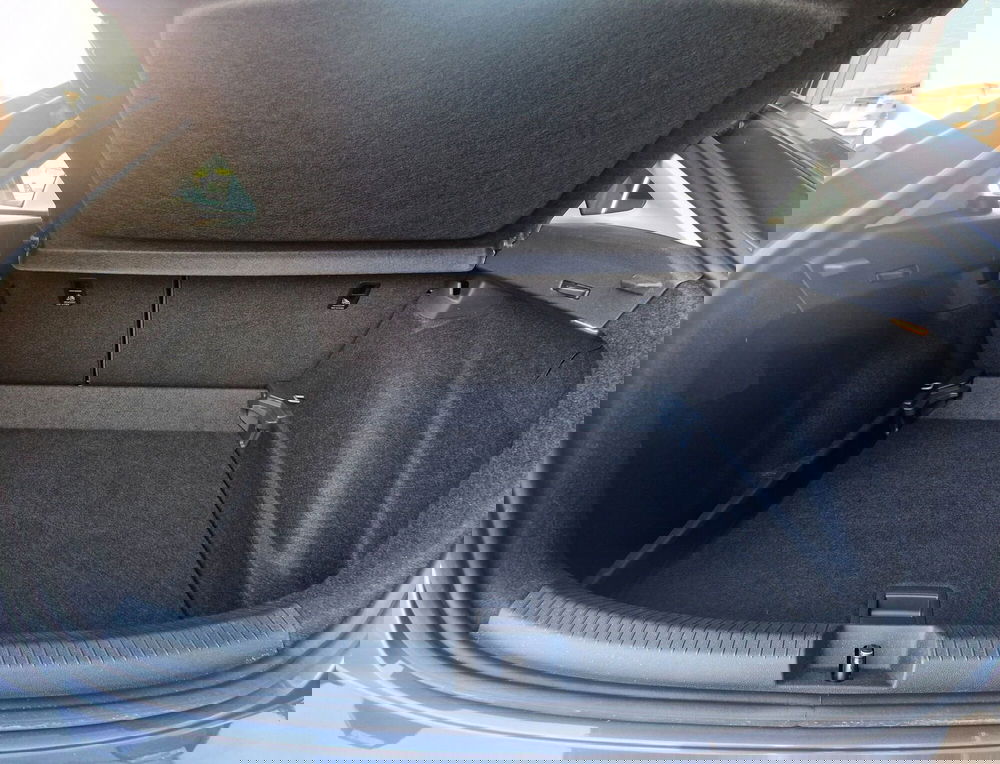 Volkswagen Taigo usata a Milano (13)