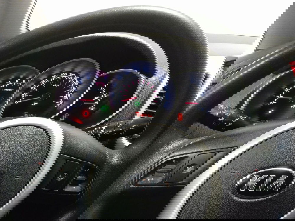 Kia Venga usata a Torino (14)