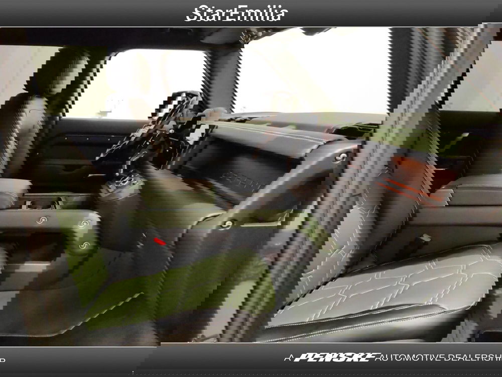 Land Rover Defender usata a Ferrara (16)