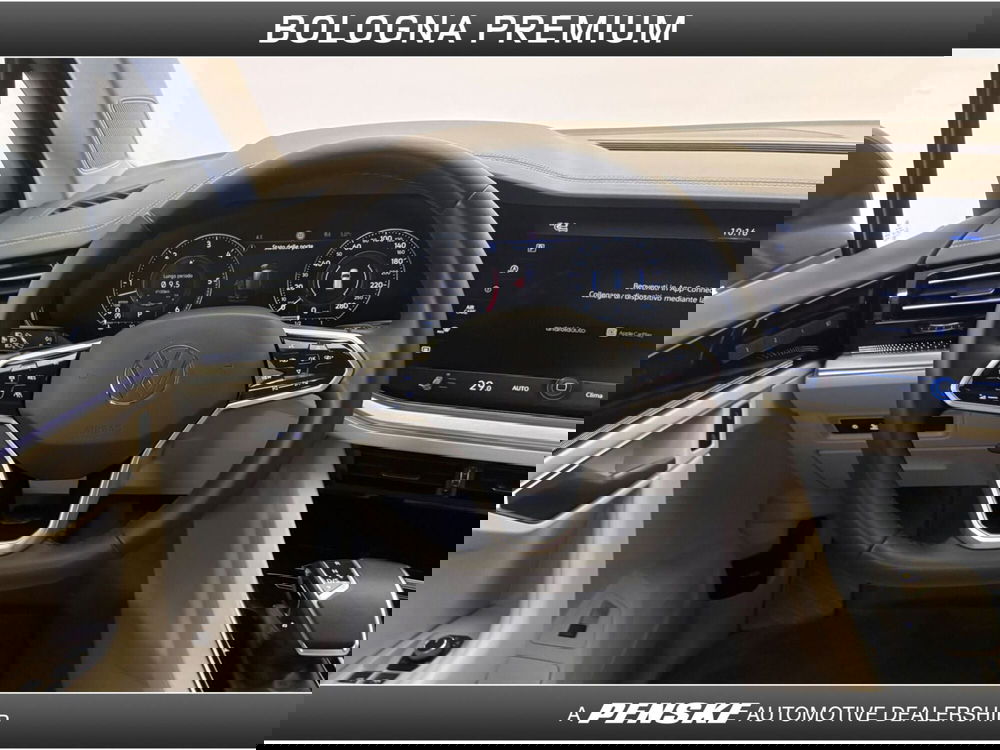 Volkswagen Touareg usata a Bologna (18)