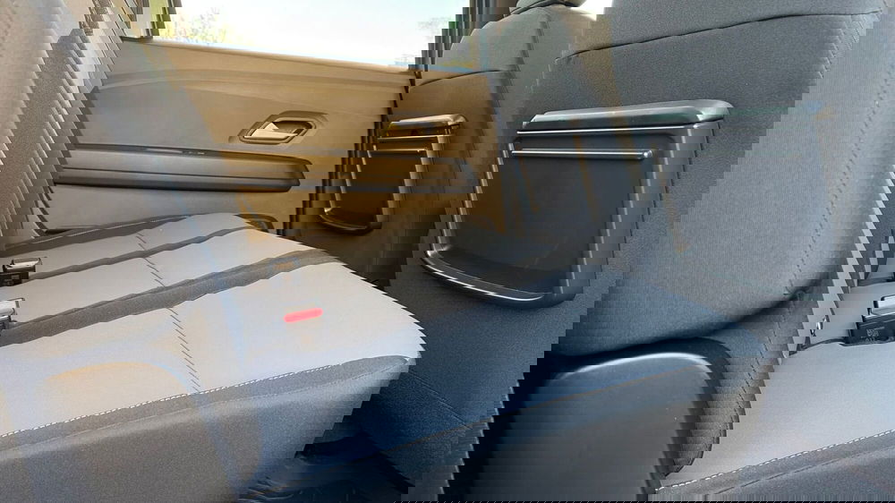 Dacia Jogger usata a Treviso (14)