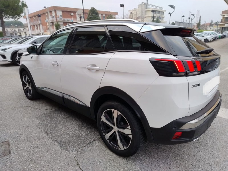 Peugeot 3008 usata a Rimini (4)