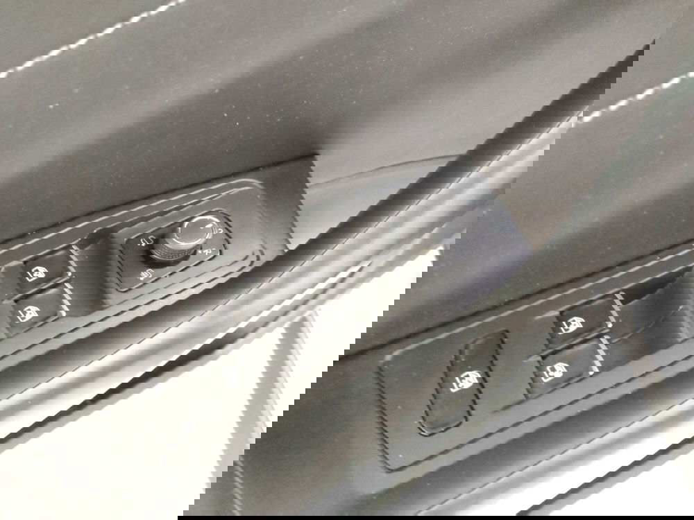 Volkswagen T-Roc usata a Napoli (13)