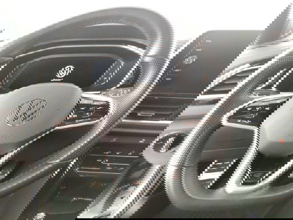 Volkswagen T-Roc usata a Napoli (16)