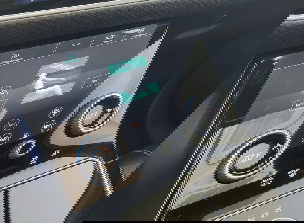 Land Rover Range Rover Velar usata a Perugia (17)