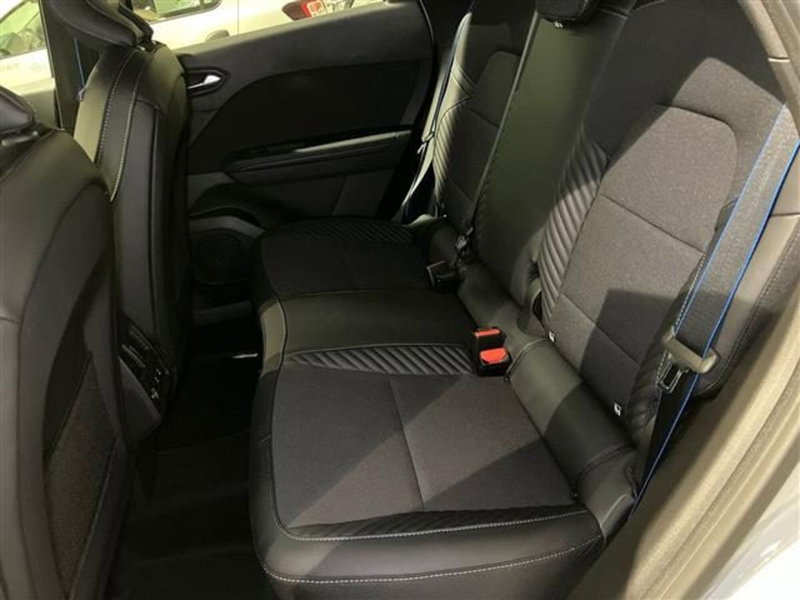 Renault Symbioz nuova a Como (12)
