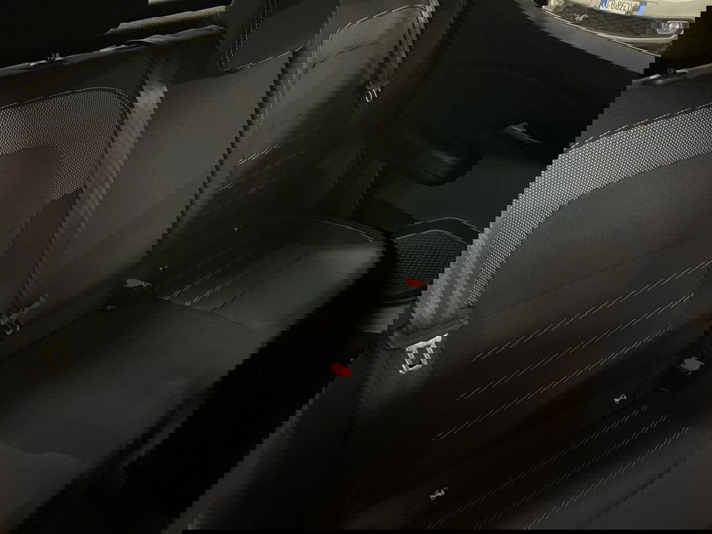 Dacia Sandero usata a Milano (13)