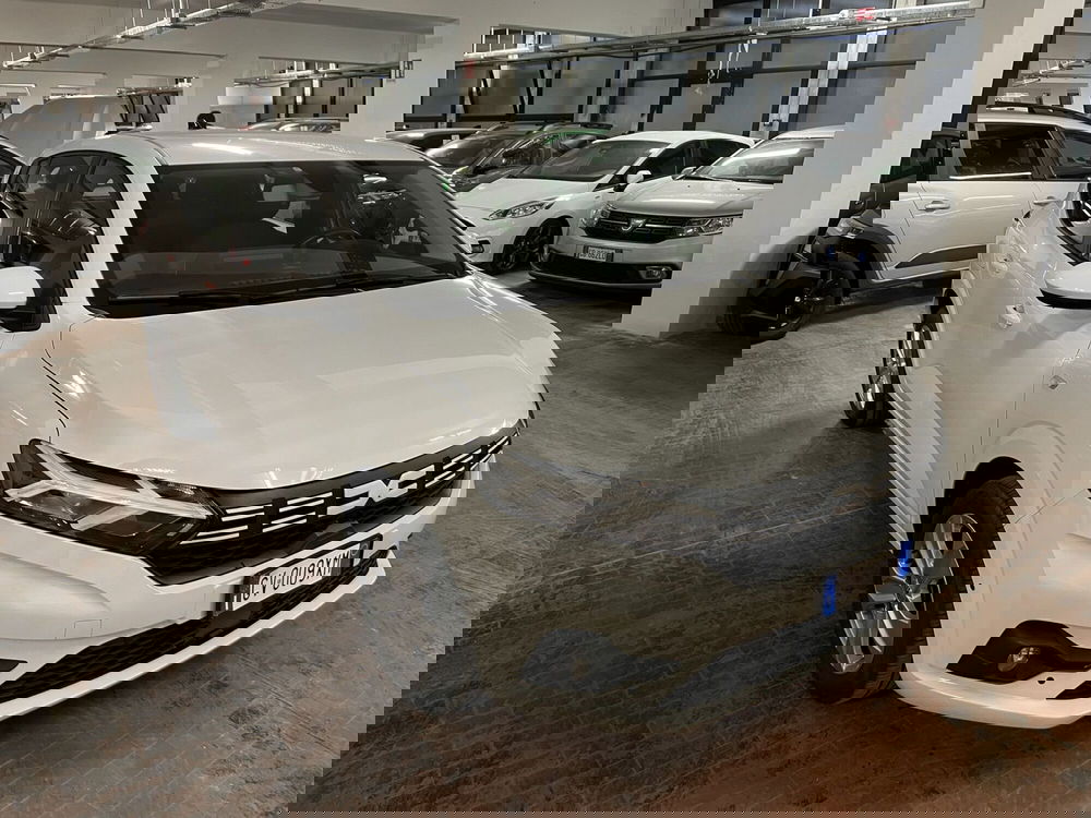 Dacia Sandero usata a Milano (2)