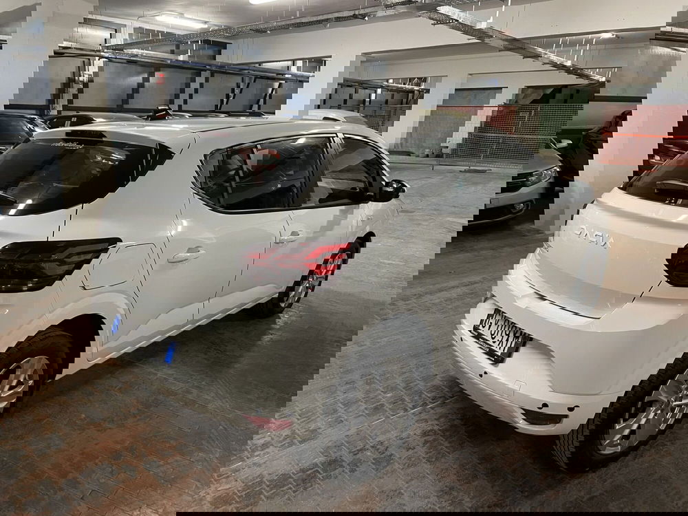 Dacia Sandero usata a Milano (4)