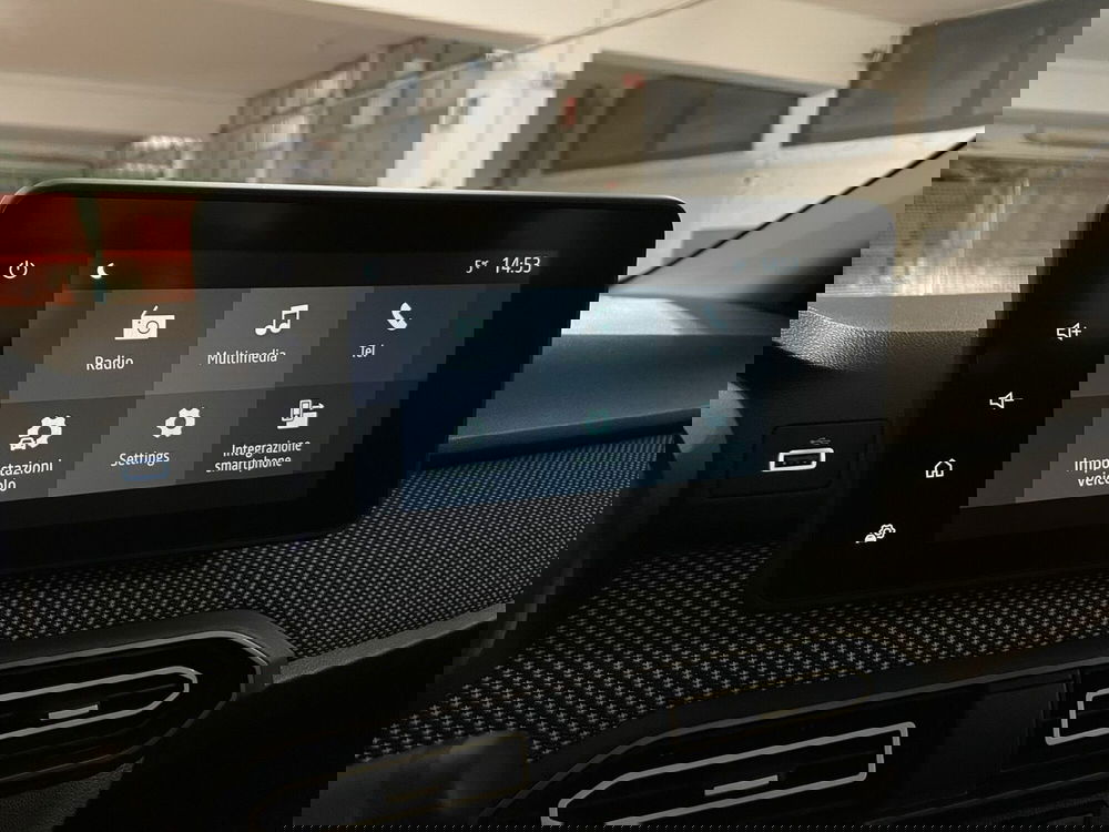 Dacia Sandero usata a Milano (8)