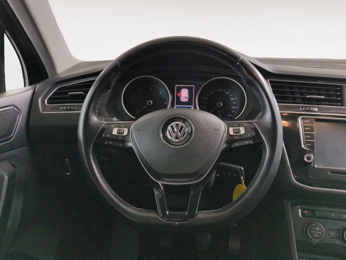 Volkswagen Tiguan usata a Agrigento (11)