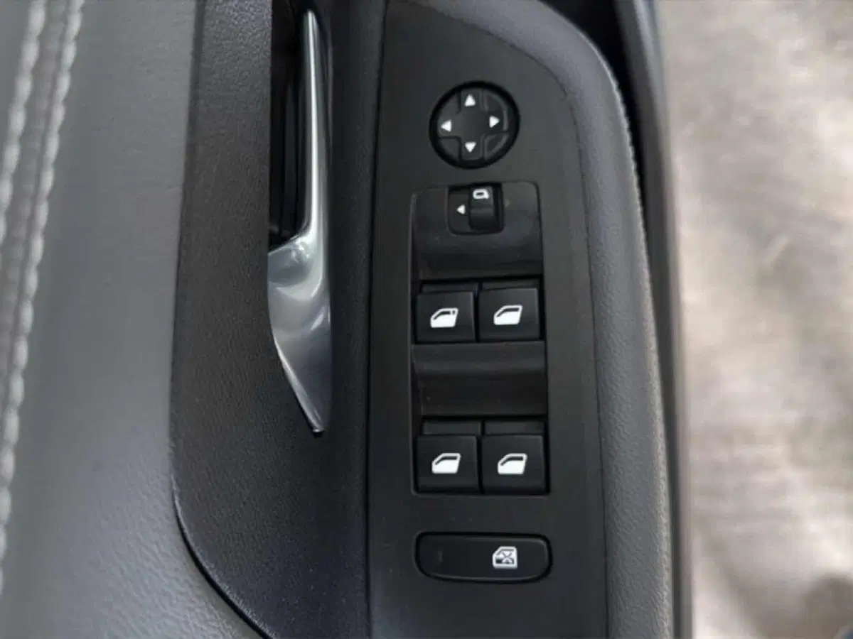 Opel Mokka usata a Foggia (11)
