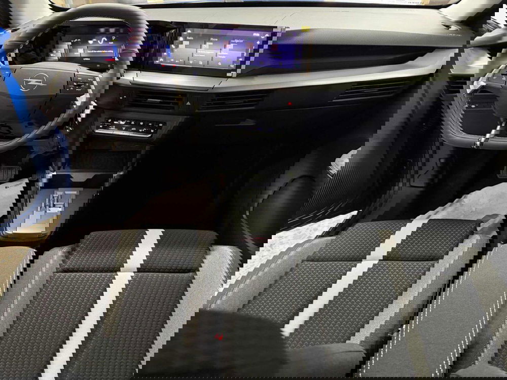 Opel Frontera nuova a Foggia (12)