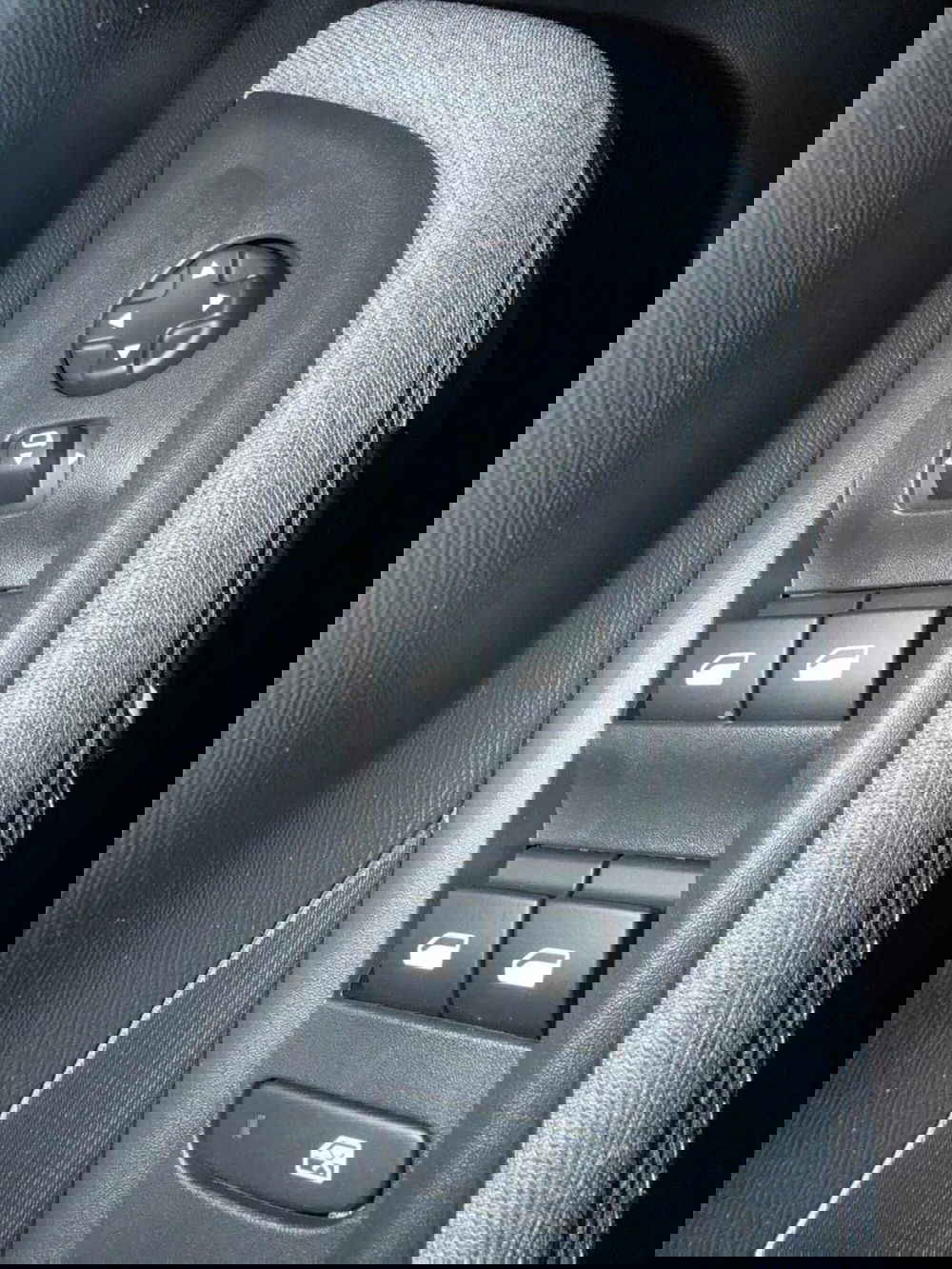 Opel Frontera nuova a Foggia (17)