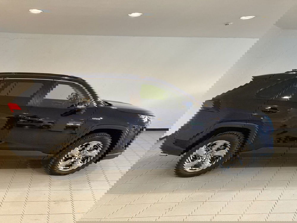 Toyota Rav4 usata a Barletta-Andria-Trani (3)