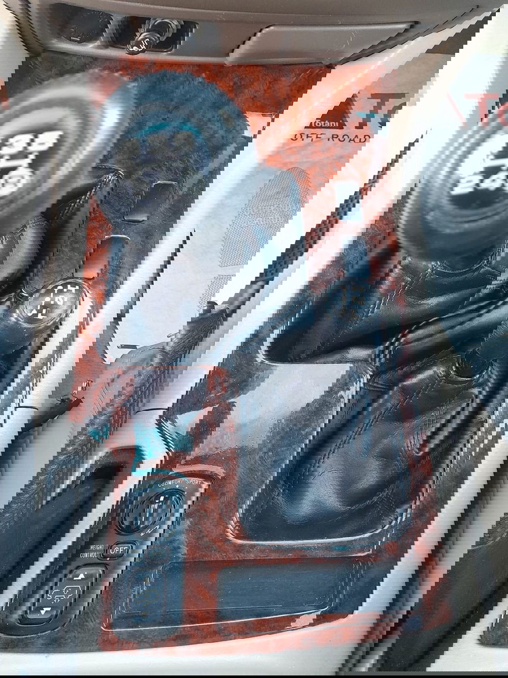 Toyota Land Cruiser usata a L'Aquila (16)