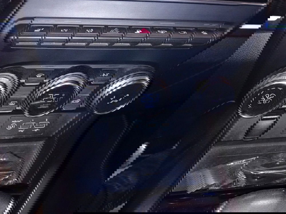 Renault Arkana usata a Vicenza (19)