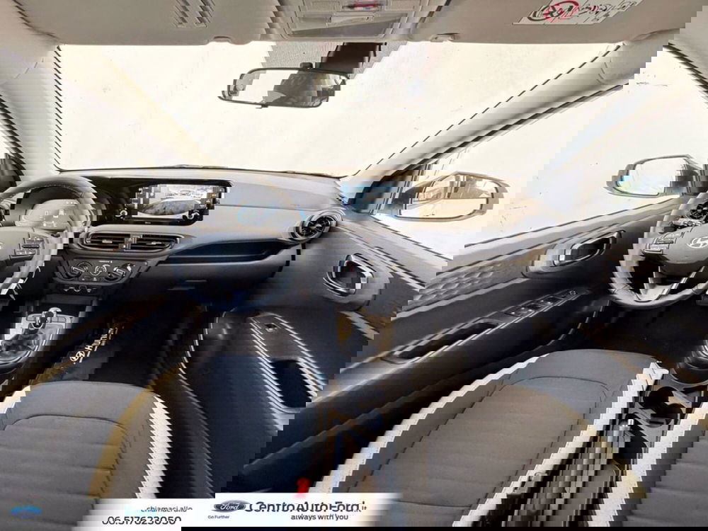 Hyundai i10 nuova a Roma (10)