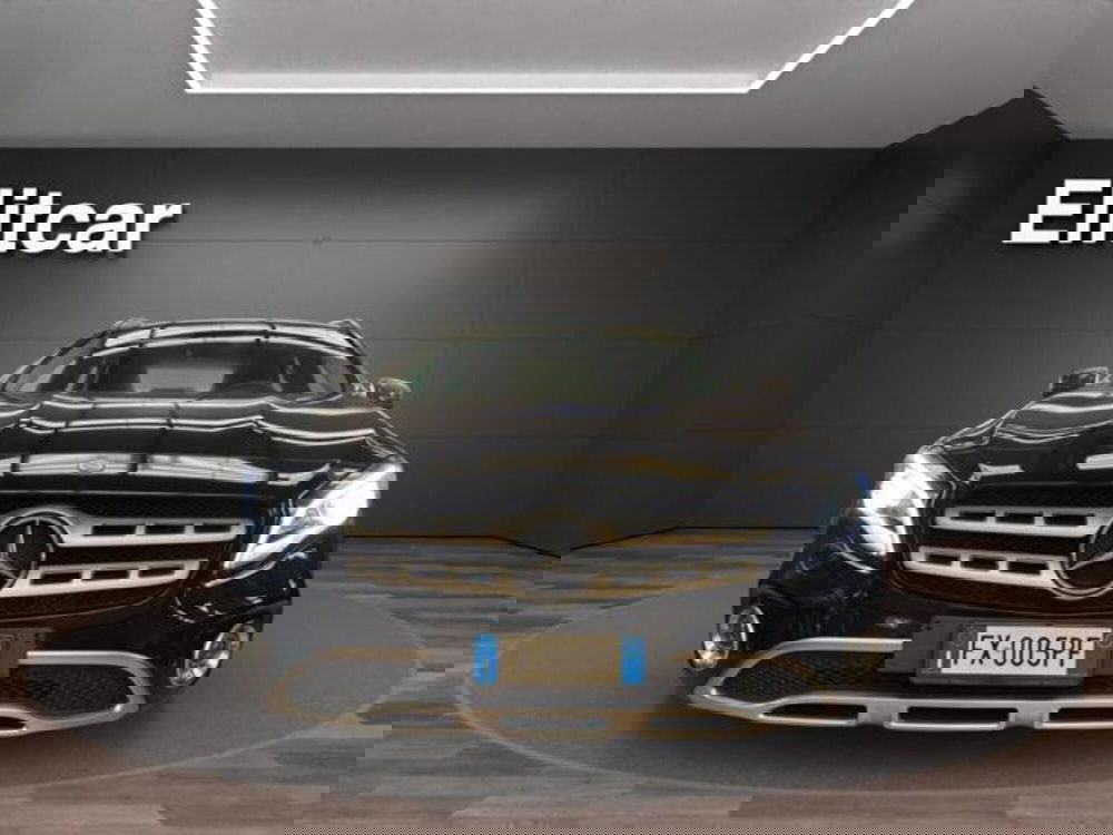 Mercedes-Benz GLA SUV usata a Milano (2)