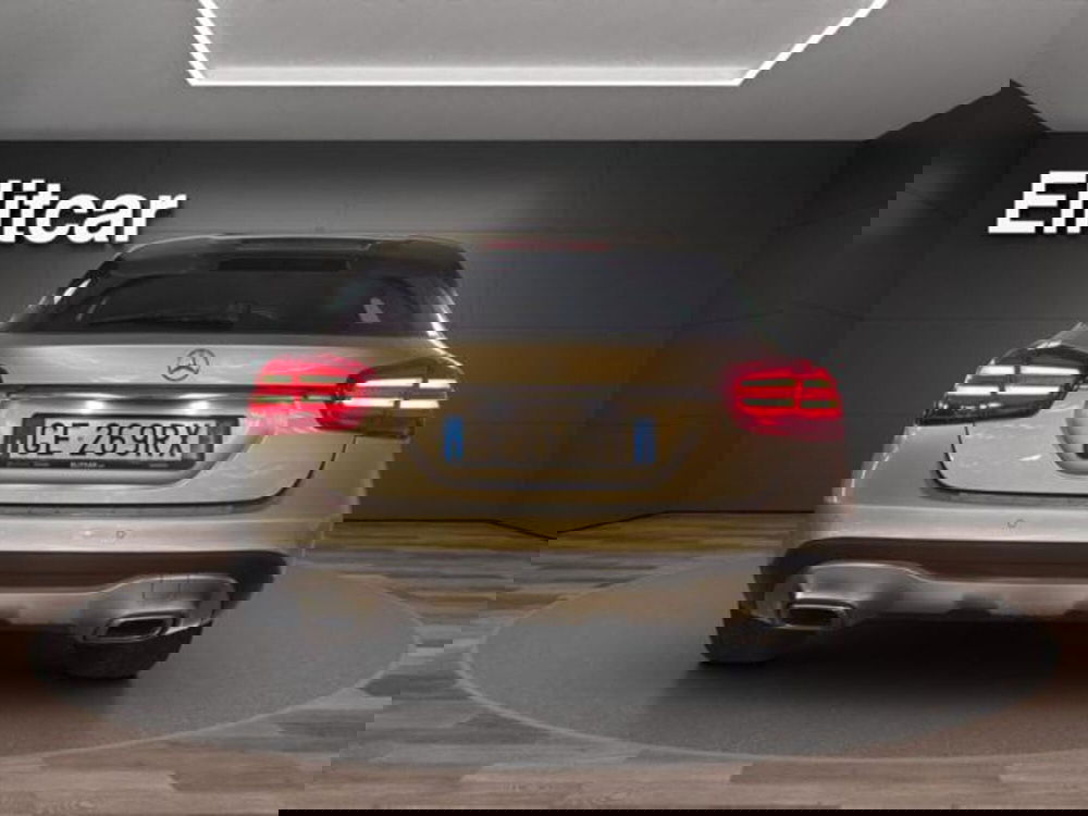 Mercedes-Benz GLA SUV usata a Milano (5)