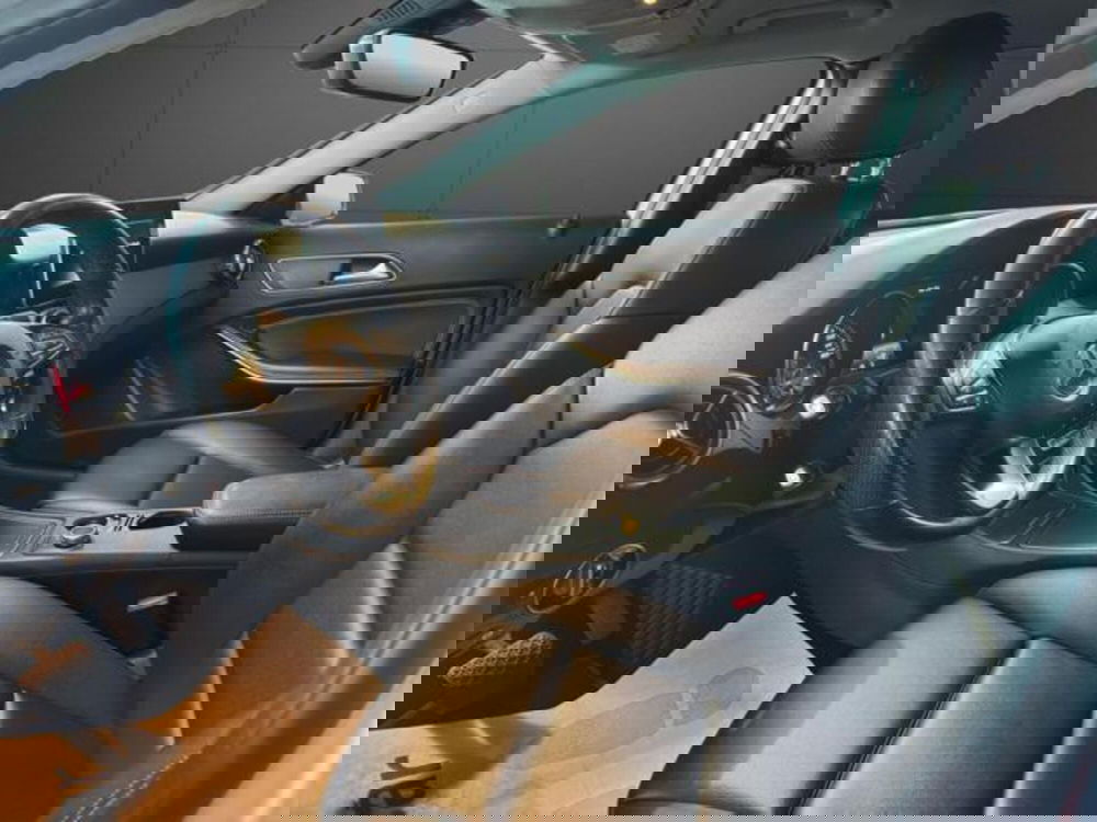 Mercedes-Benz GLA SUV usata a Milano (7)