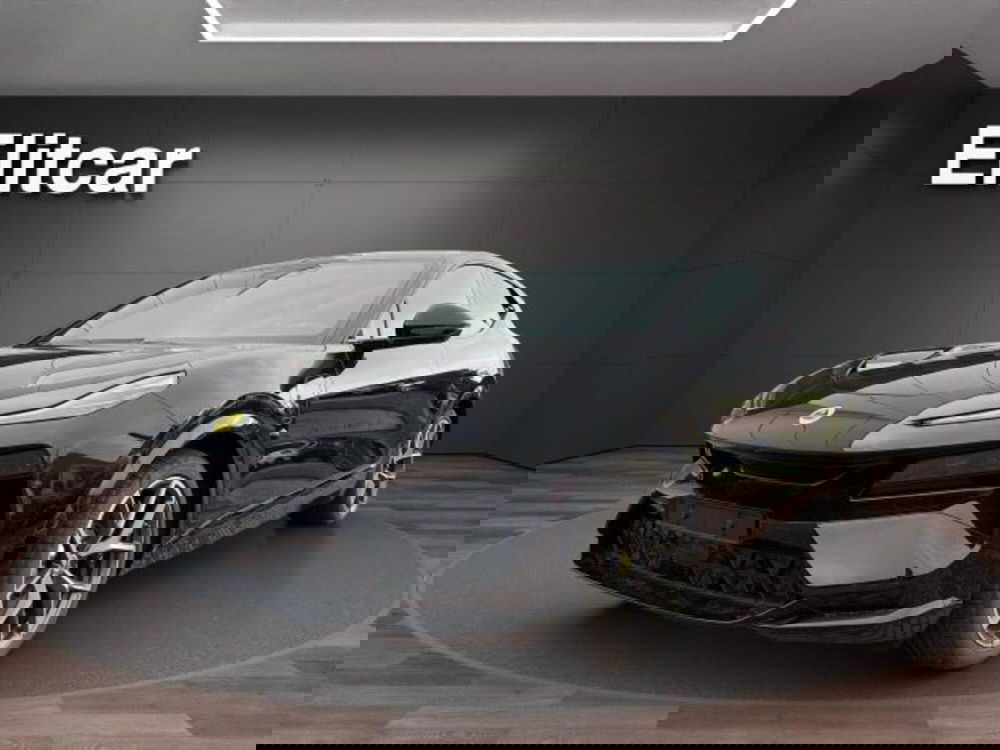 Lotus Eletre nuova a Novara