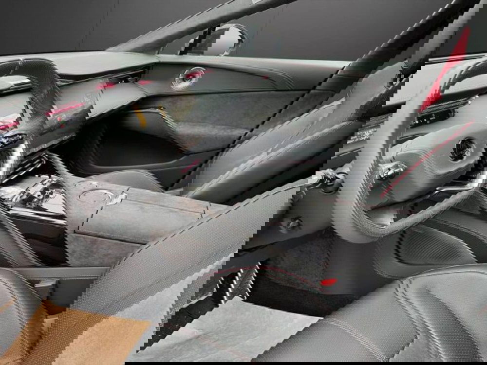 Lotus Eletre nuova a Novara (10)