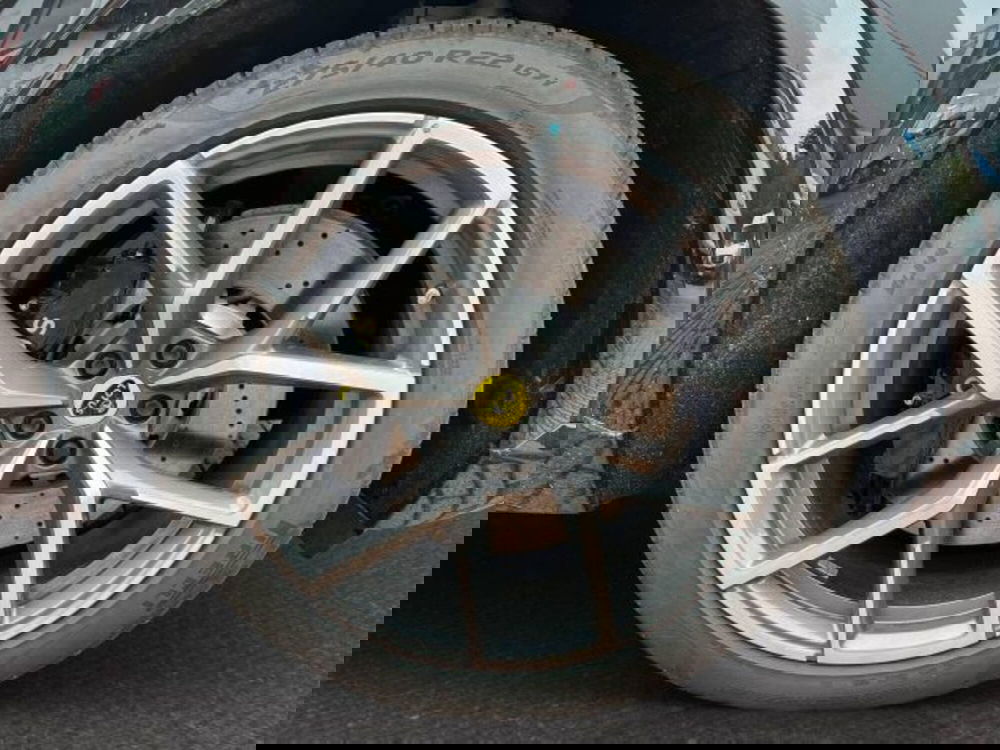 Lotus Eletre nuova a Novara (6)