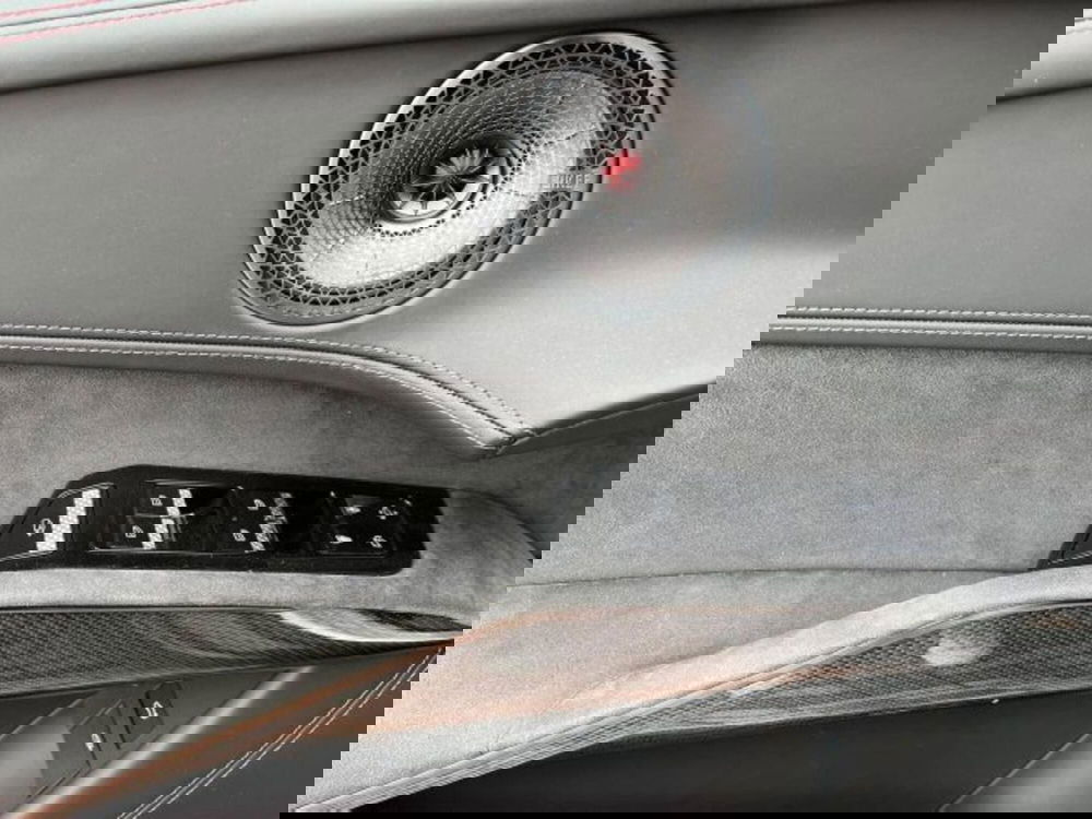 Lotus Eletre nuova a Novara (9)