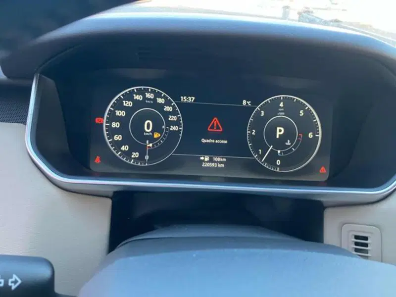 Land Rover Range Rover Sport usata a Lucca (7)