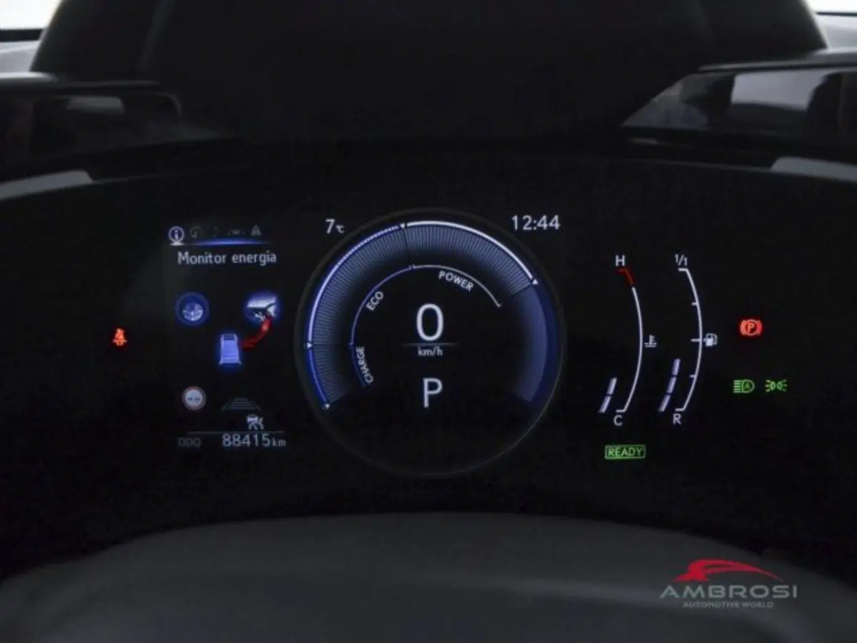 Lexus NX usata a Perugia (13)