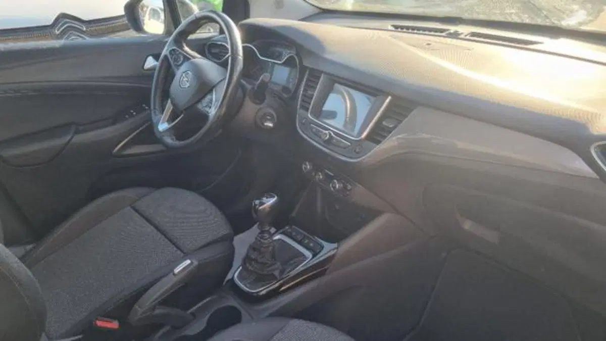 Opel Crossland usata a Savona (20)