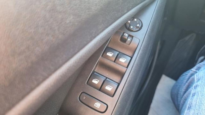 Opel Crossland usata a Savona (7)