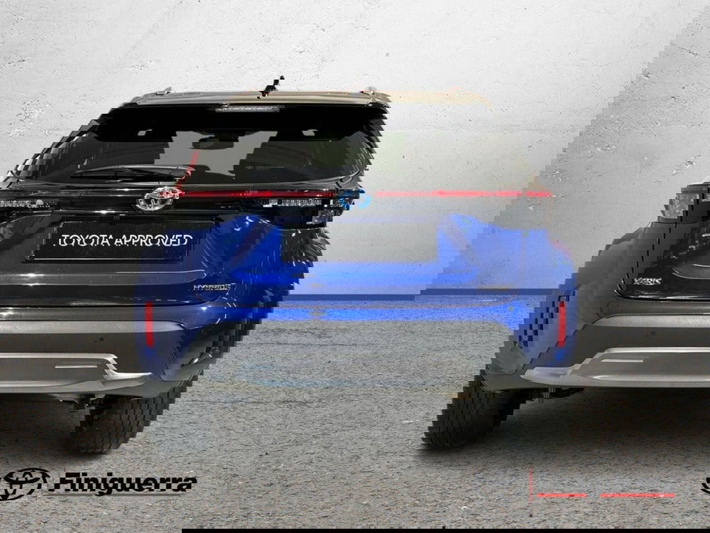 Toyota Yaris Cross usata a Lecco (4)