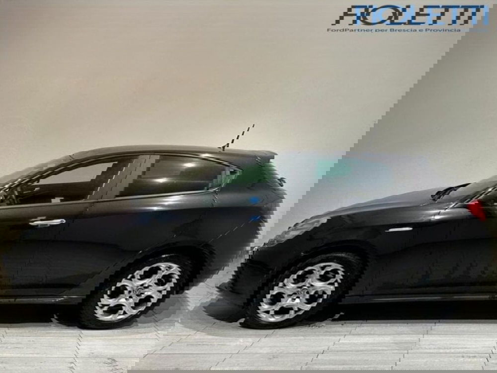 Alfa Romeo Giulietta usata a Brescia (3)