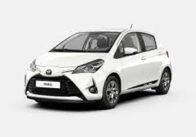 Toyota Yaris Trend nuova a Torino
