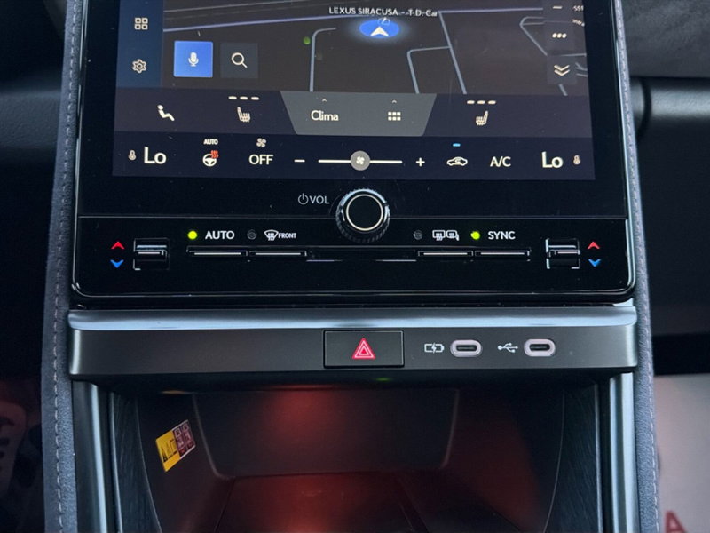 Lexus LBX usata a Siracusa (13)