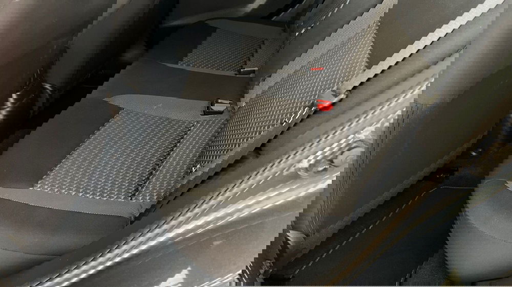 Nissan Micra usata a Viterbo (12)