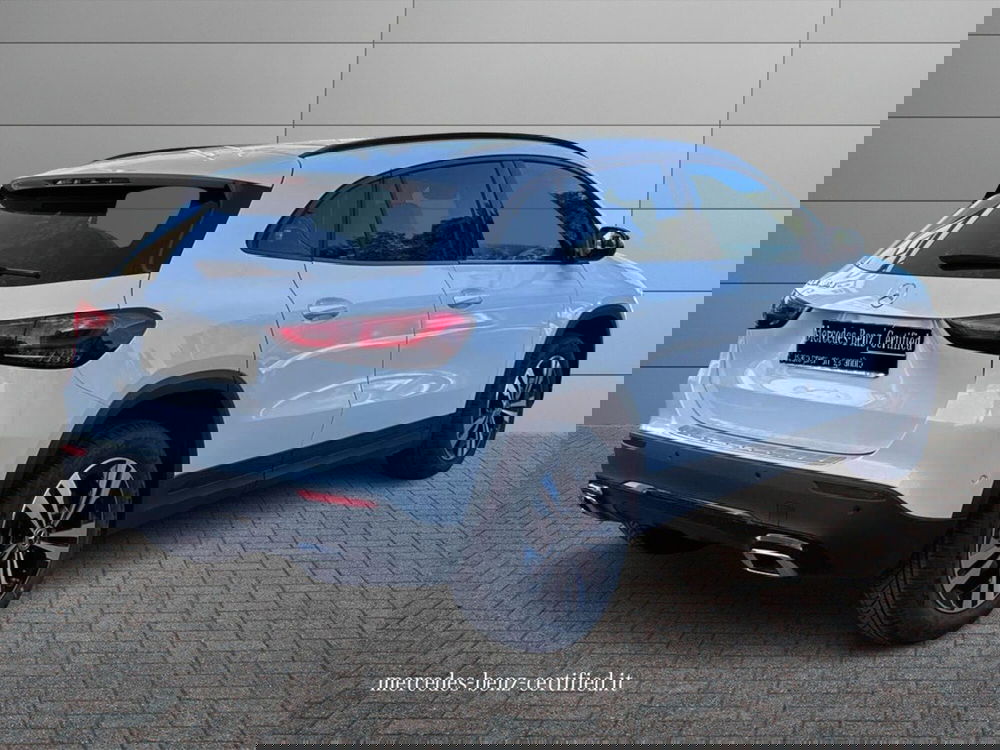 Mercedes-Benz GLA SUV usata a Bari (2)