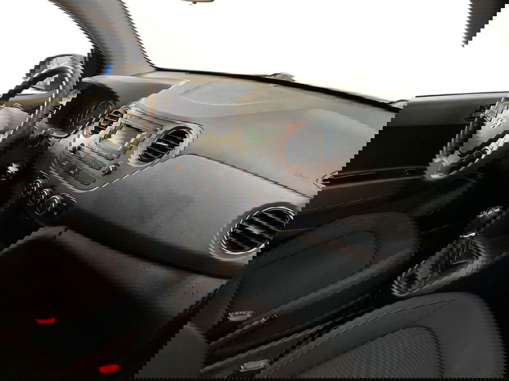 Hyundai i10 usata a Bari (9)