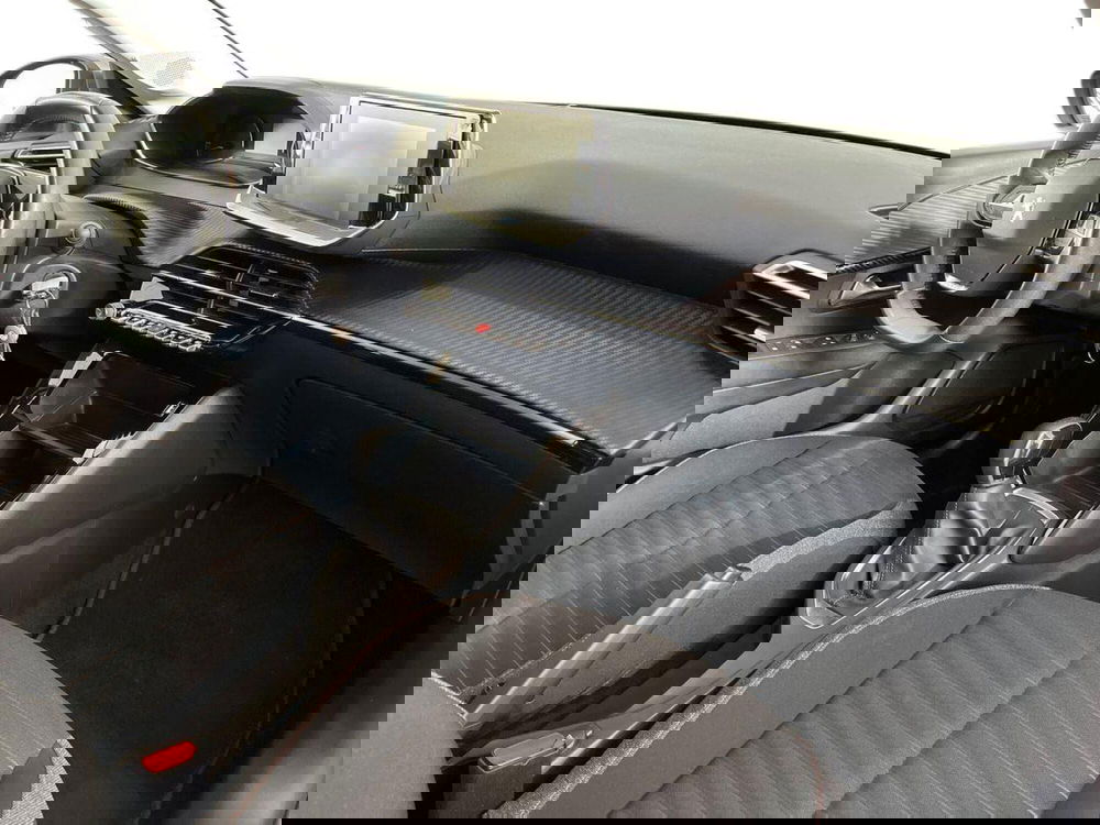 Peugeot 208 usata a Bari (9)