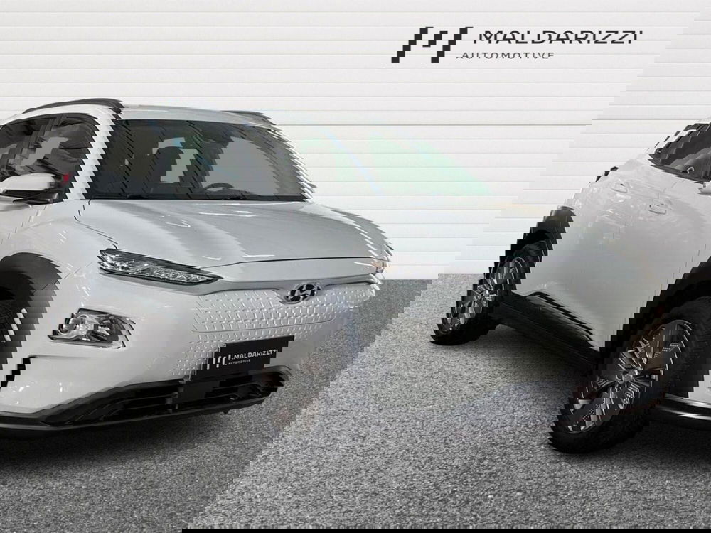 Hyundai Kona usata a Bari