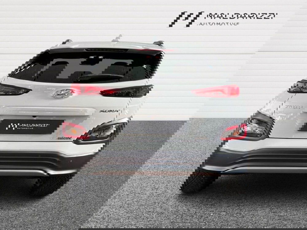 Hyundai Kona usata a Bari (3)