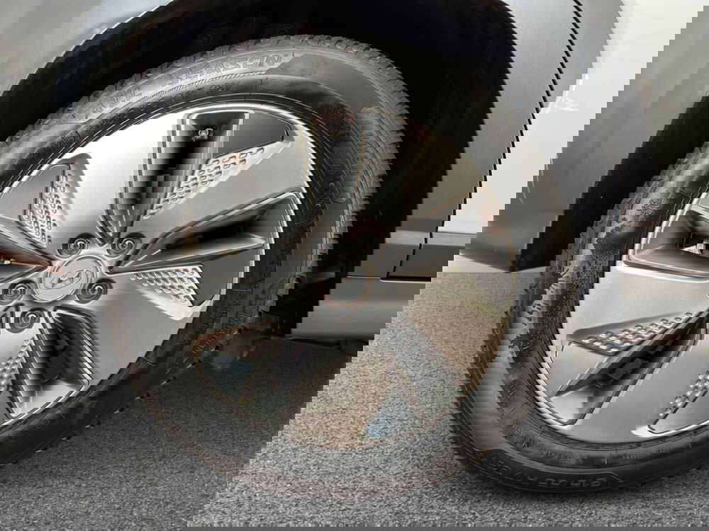 Hyundai Kona usata a Bari (6)