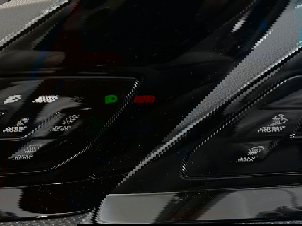 Volkswagen Golf nuova a Padova (14)