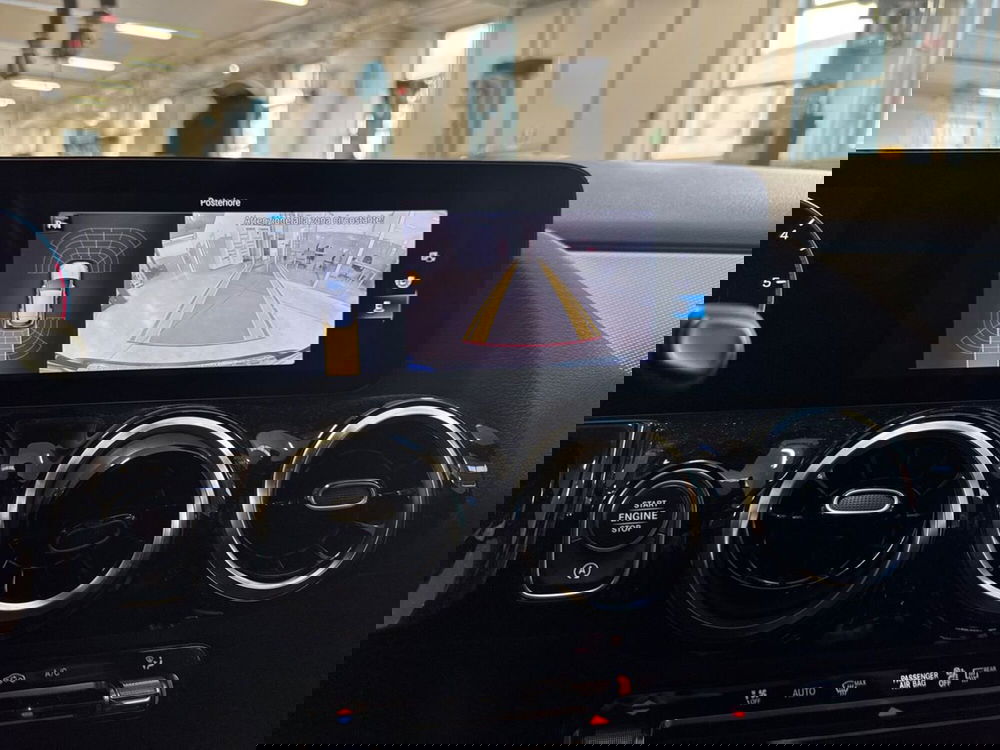 Mercedes-Benz GLA SUV usata a Macerata (17)