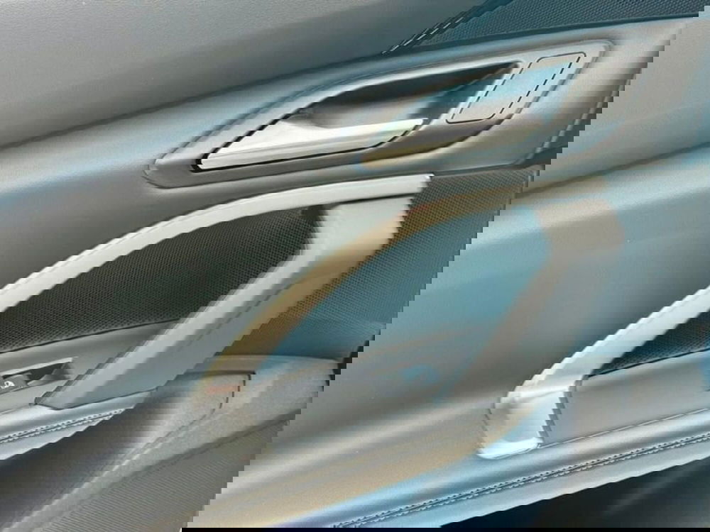 Audi Q5 Sportback nuova a Perugia (18)