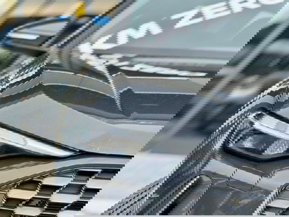 Audi Q5 Sportback nuova a Perugia (4)